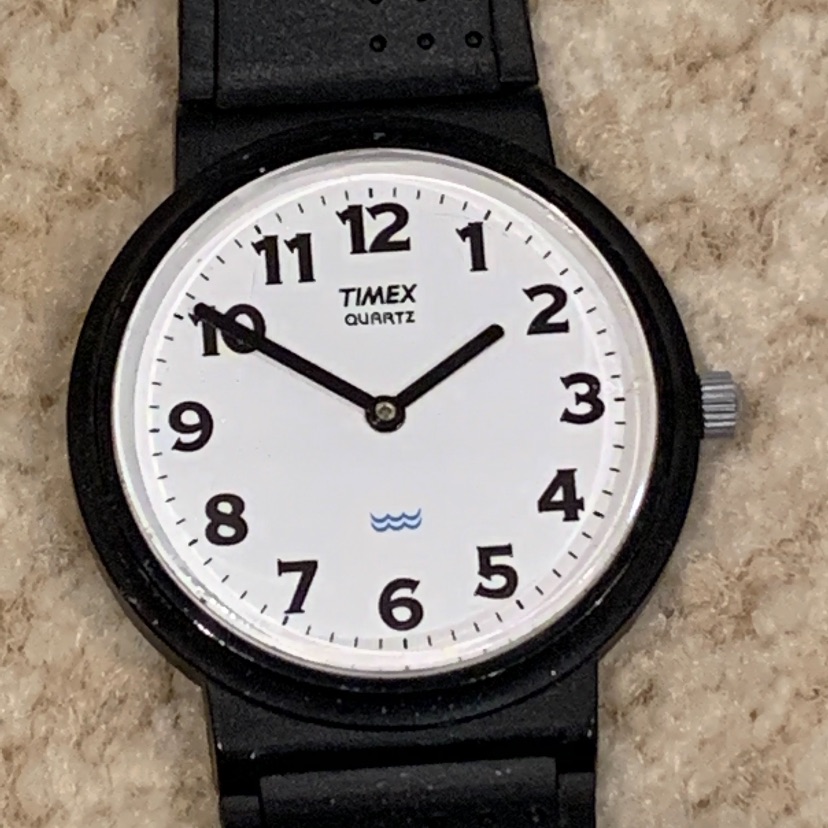 Vintage Timex Quartz Wr Black Rubber Strap Watch